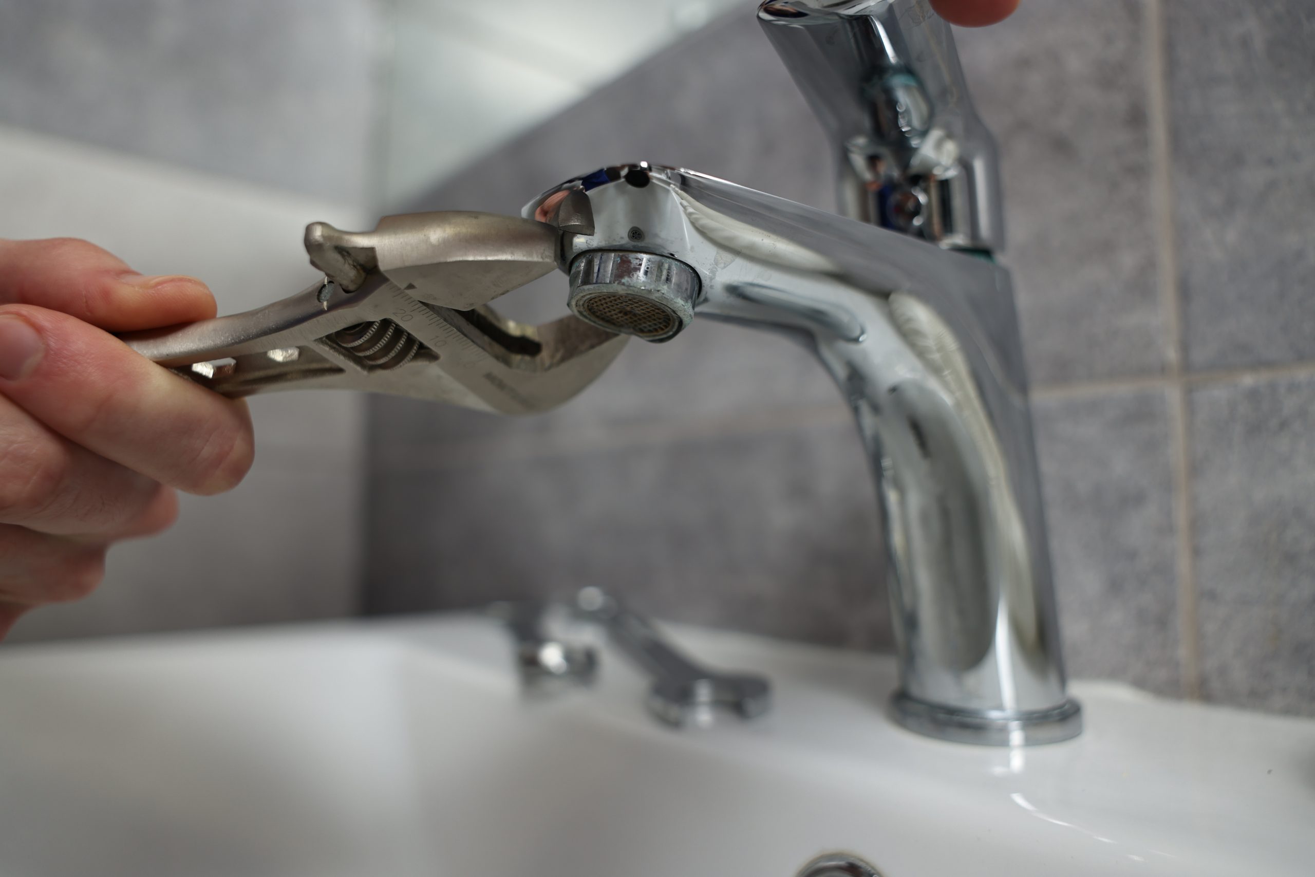 Faucet Fixture Repair Install service example 3